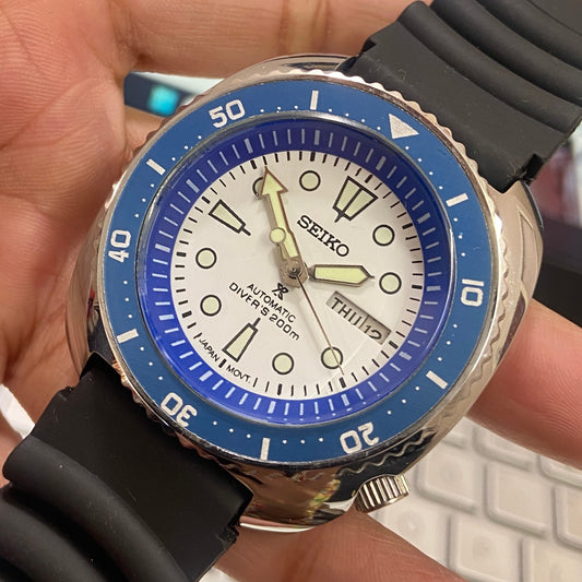 Vintage Seiko Turtle Automatic White Face Cal. 6309 Rotating Bezel 17Jewels Day-Date Silicone Strap Men's Wrist E03