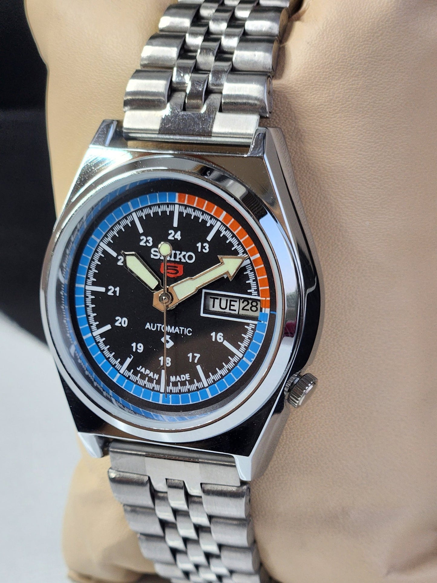 Vintage Mod Seiko 5 Automatic 6309A 17 Jewels Japan Men's Day-Date Black Face Wrist Watch E19