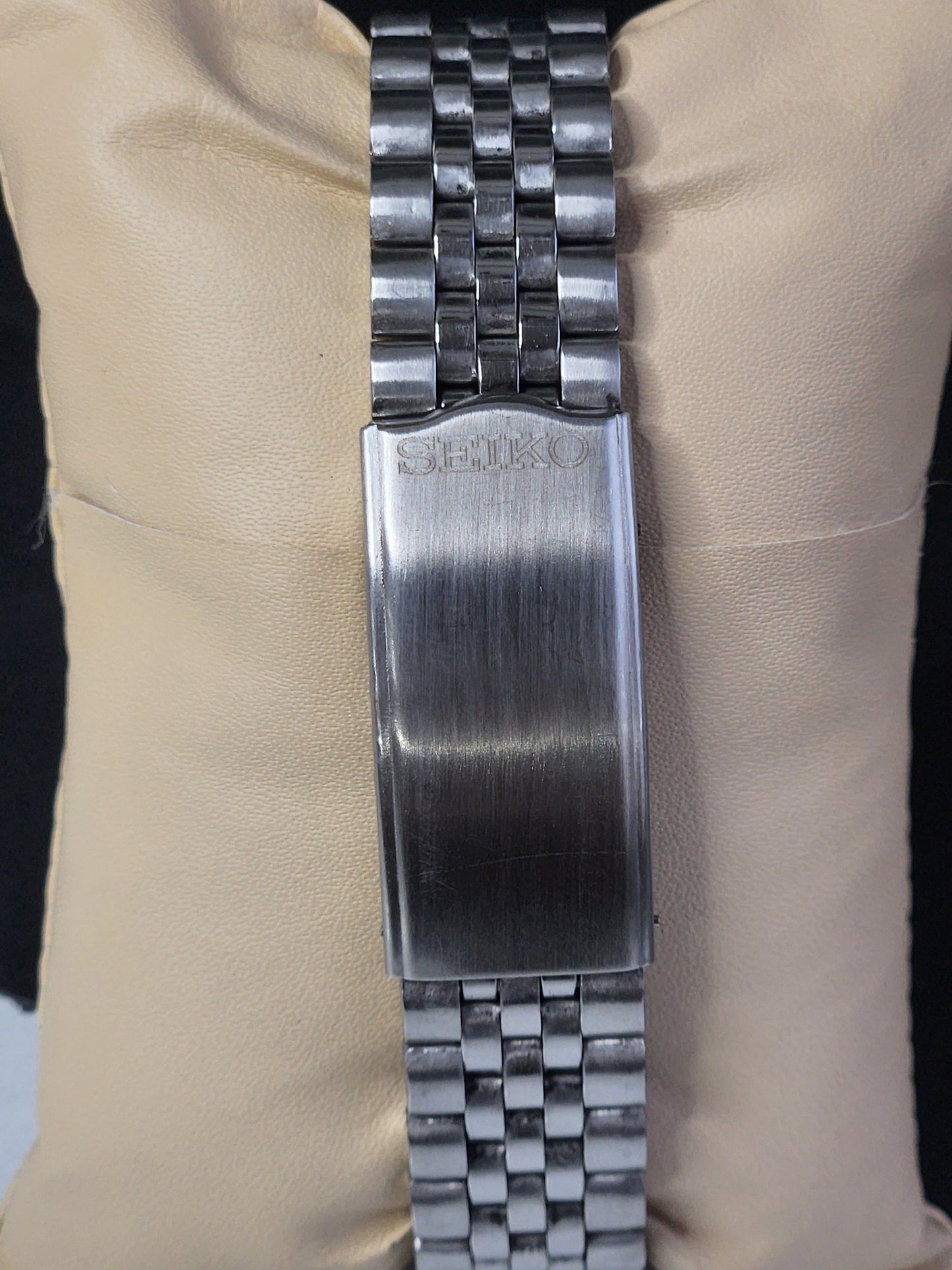 Vintage Mod Seiko 5 Automatic 6309A 17 Jewels Japan Men's Day-Date Black Face Wrist Watch E19