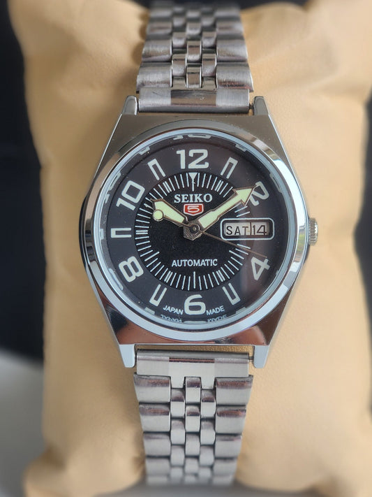 Vintage Mod Seiko 5 Automatic 6309A 17 Jewels Japan Men's Day-Date Black Face Wrist Watch E21