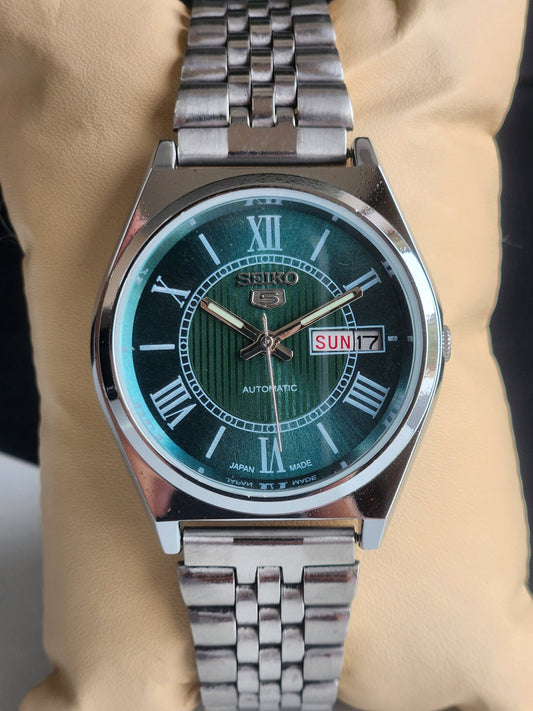 Vintage Mod Seiko 5 Automatic 6309A 17 Jewels Japan Men's Day-Date Green Face Wrist Watch E22