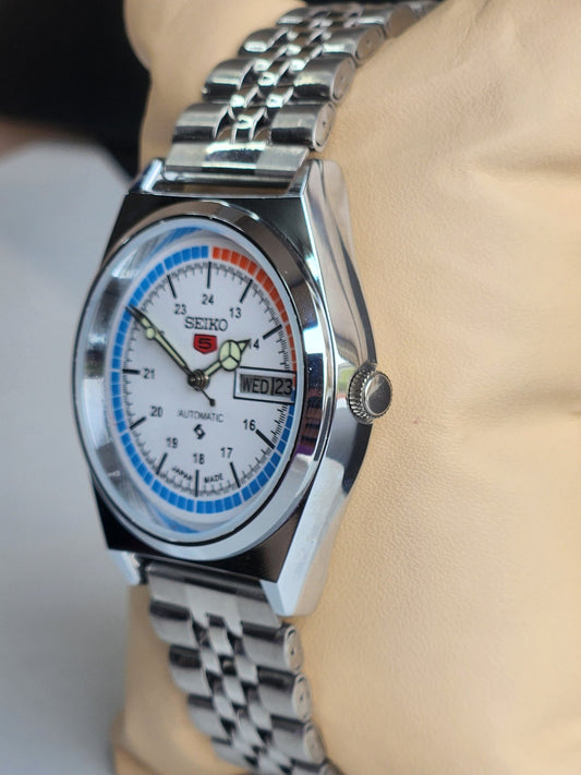 Vintage Mod Seiko 5 Automatic 6309A 17 Jewels Japan Men's Day-Date White Face Wrist Watch E25