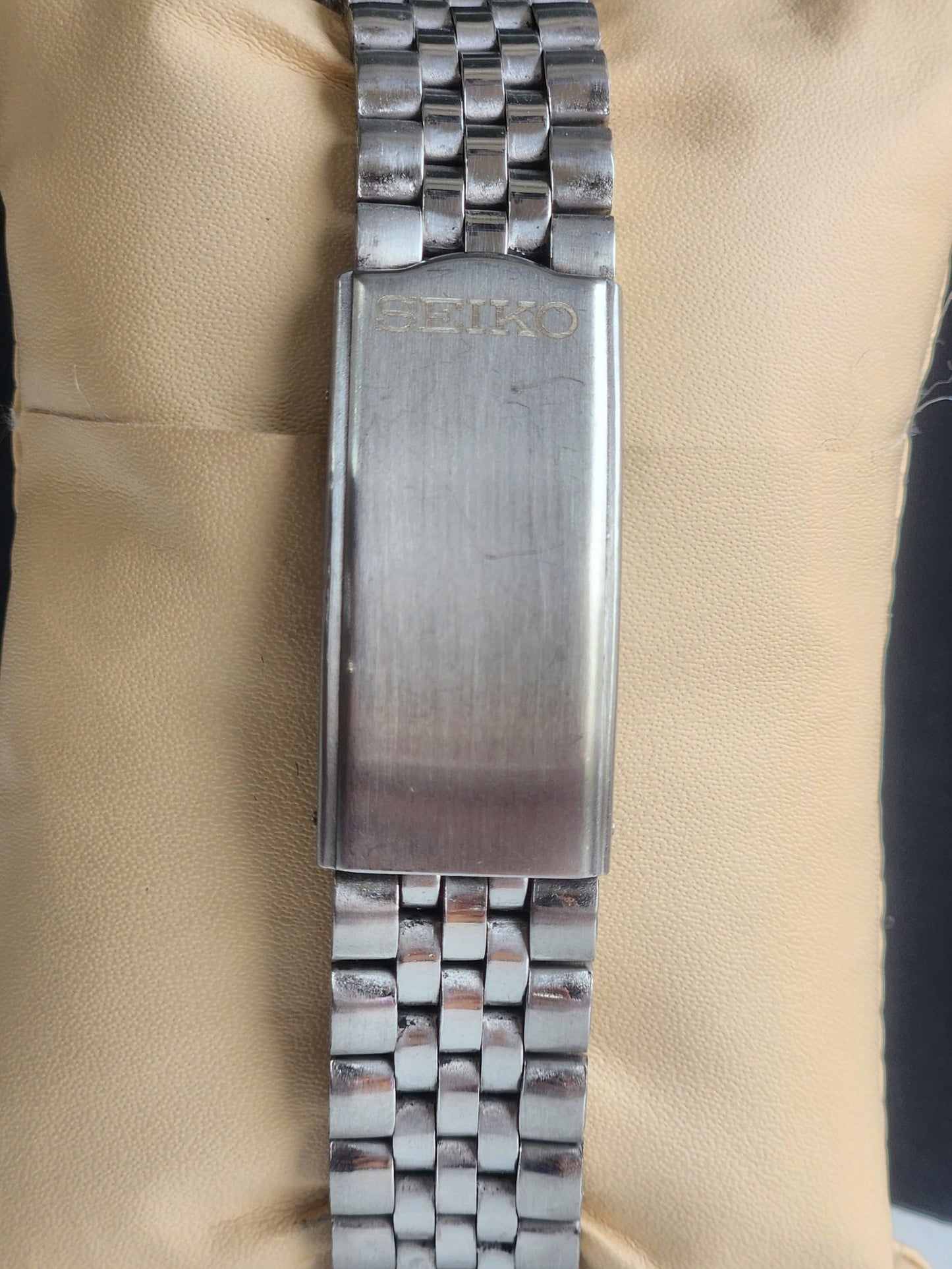 Vintage Mod Seiko 5 Automatic 6309A 17 Jewels Japan Men's Day-Date Yellow Face Wrist Watch E28