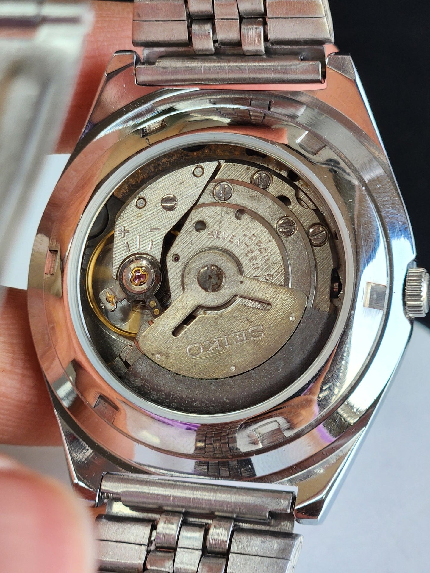 Vintage Mod Seiko 5 Automatic Arabic Red Face 6309A 17 Jewels Japan Men's Day-Date Wrist Watch E32