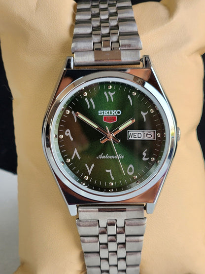 Vintage Mod Seiko 5 Automatic Arabic Green Face 6309A 17 Jewels Japan Men's Day-Date Wrist Watch E35