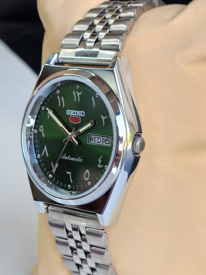Vintage Mod Seiko 5 Automatic Arabic Green Face 6309A 17 Jewels Japan Men's Day-Date Wrist Watch E35