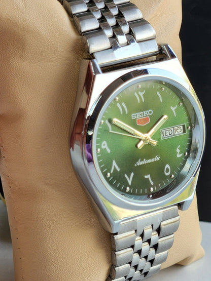Vintage Mod Seiko 5 Automatic Arabic Green Face 6309A 17 Jewels Japan Men's Day-Date Wrist Watch E35