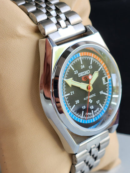 Vintage Mod Seiko 5 Automatic Black Face 6309A 17 Jewels Japan Men's Date Wrist Watch E37