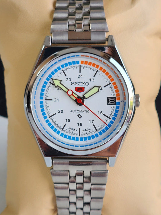 Vintage Mod Seiko 5 Automatic White Face 6309A 17 Jewels Japan Men's Date Wrist Watch E38