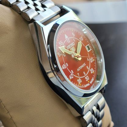 Vintage Mod Seiko 5 Automatic Red Face 6309A 17 Jewels Japan Men's Date Wrist Watch E43