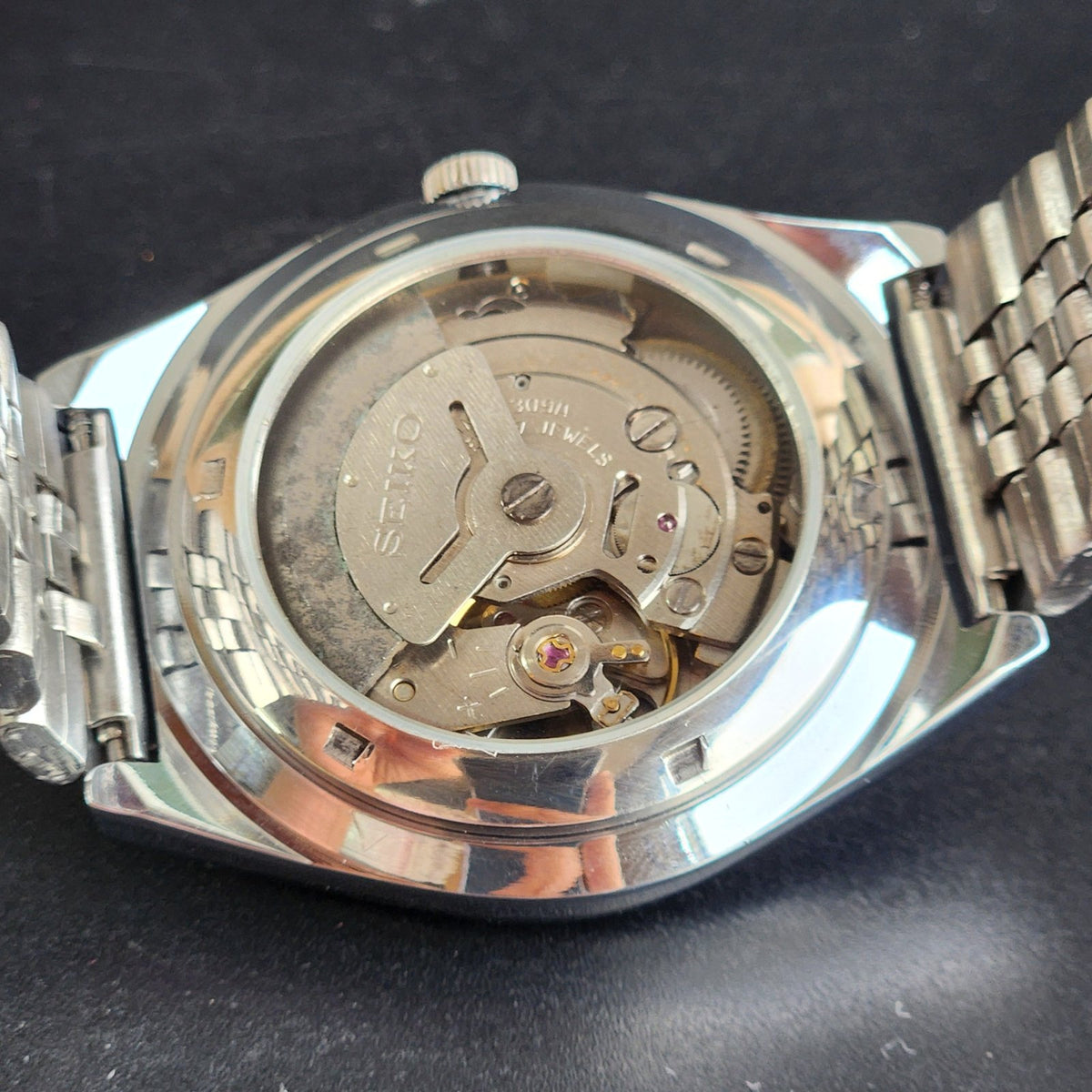 Vintage Mod Seiko 5 Automatic Red Face 6309A 17 Jewels Japan Men's Date Wrist Watch E43