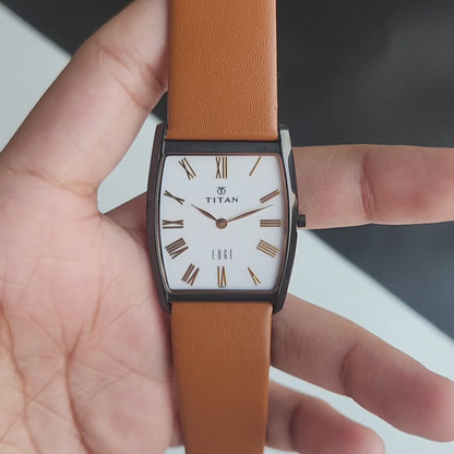 Original TITAN EDGE 1044YBC Barrel White Face 29MM Case Men's Watch J68