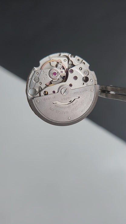 CITIZEN AUTOMATIC MOVEMENT 8200 DAY/DATE KEY ON-3 I67