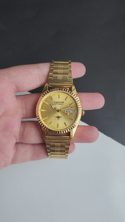 Vintage MOD Citizen Golden Face Automatic 21 Jewels Cal. 8200 35MM Fix Bezel Gold Plated Men's Wrist Watch I95