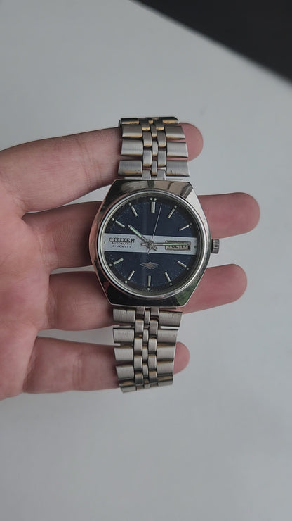 Vintage Original Citizen Automatic 8200 Blue Face 21 Jewels With Exhibition Back Day-Date Japanese Men's Wrist Watch IN38