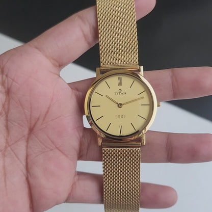 Original TITAN EDGE 679SAB Round Golden Face 33MM Case Men's Watch J86