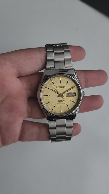 Vintage Original Citizen Automatic 8200 Golden Face 21 Jewels With Exhibition Back Day-Date Japanese Men's Wrist Watch IN33